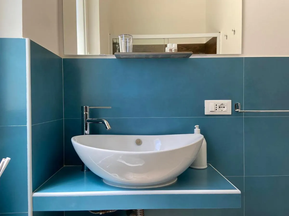 Guest house Lucky Inn, La Locanda Della Fortuna Palermo Italy