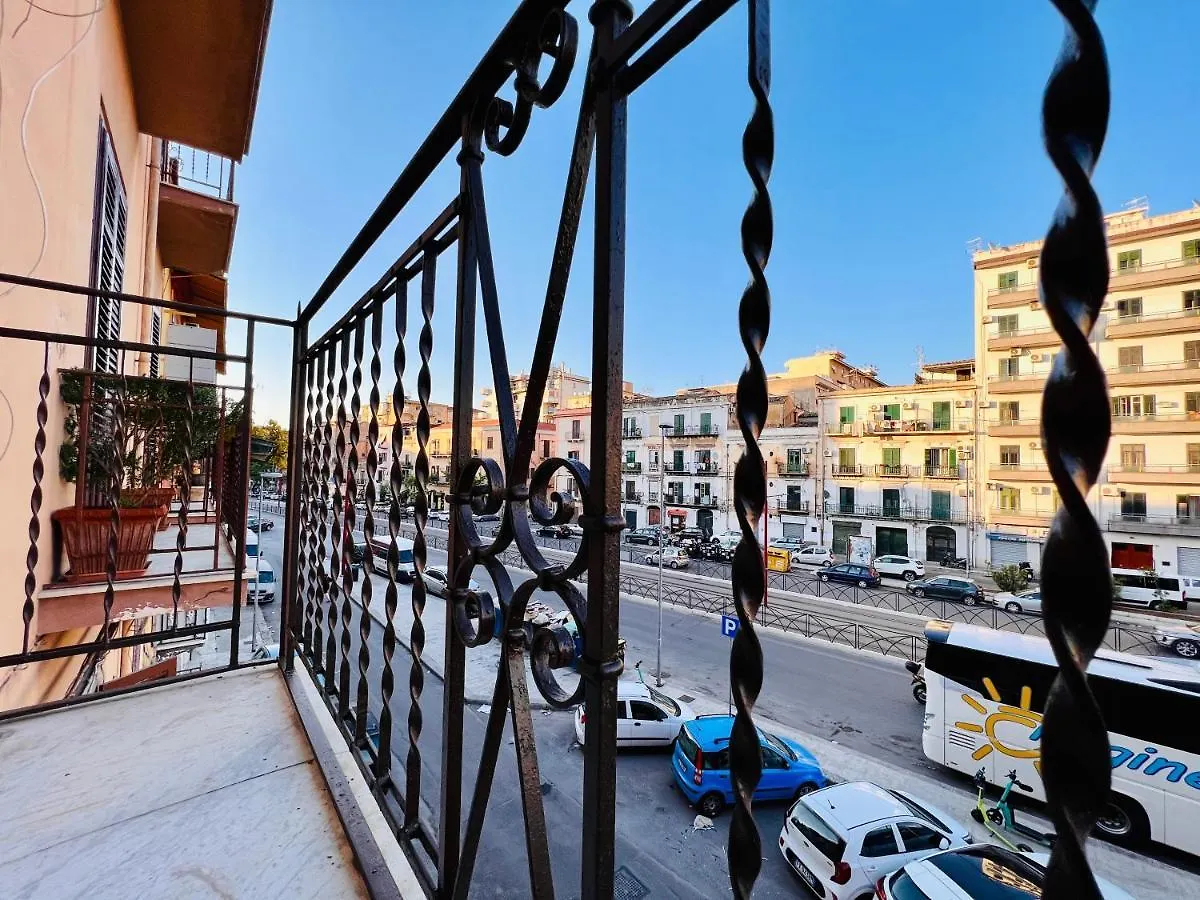 Lucky Inn, La Locanda Della Fortuna Palermo Guest house