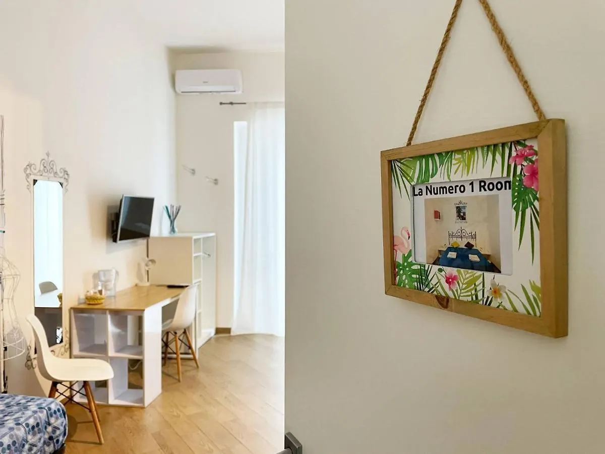 Guest house Lucky Inn, La Locanda Della Fortuna Palermo Italy